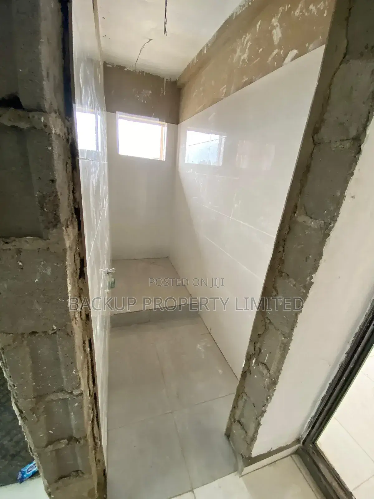 Newly Built Miniflat for Long-Lease in Ikorodu Road / Ilupeju