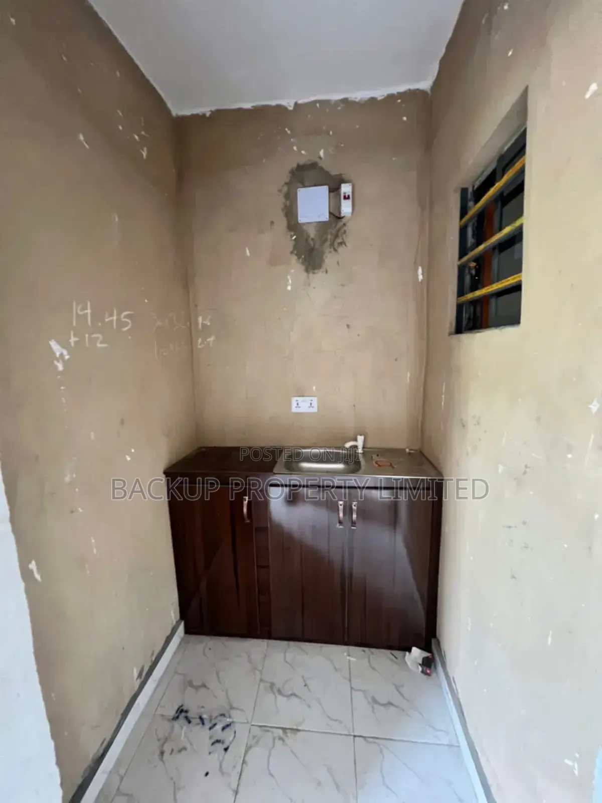 Studio Apartment in Shomolu for sale in Shomolu / Shomolu