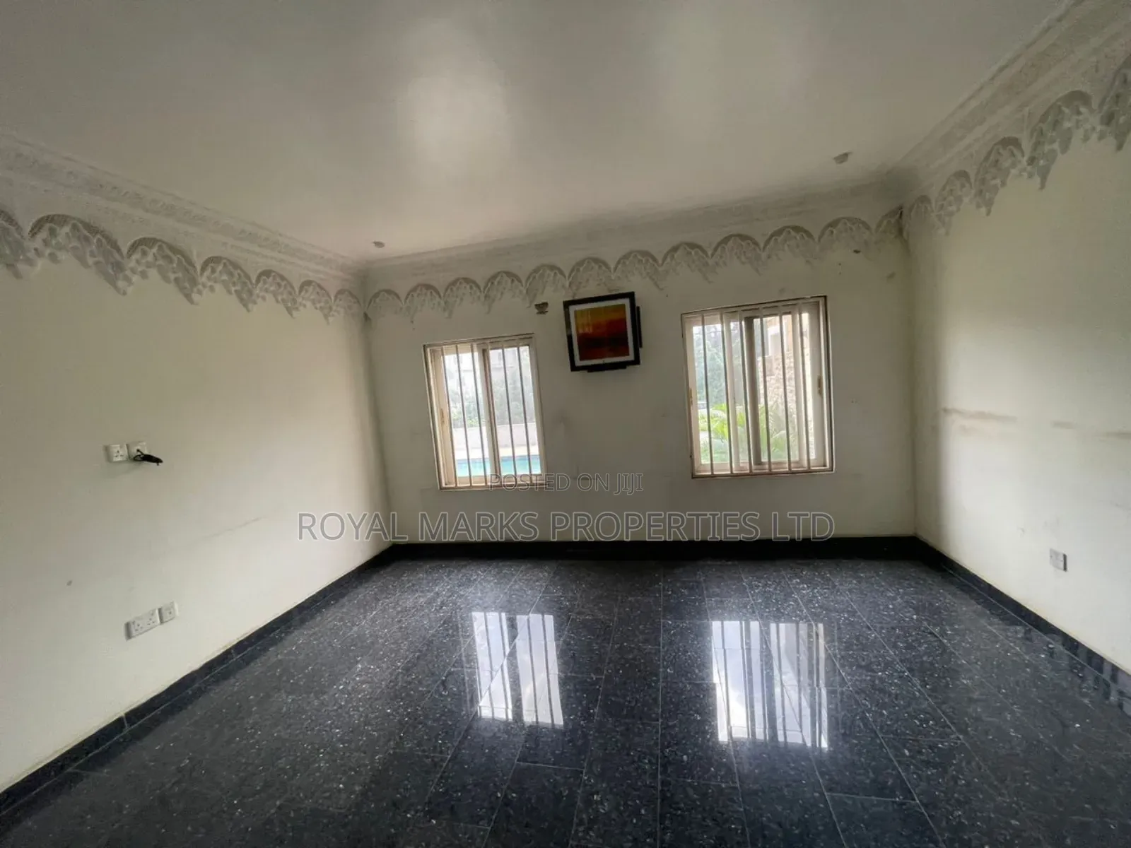 5bdrm Duplex in Kado for sale in Kado