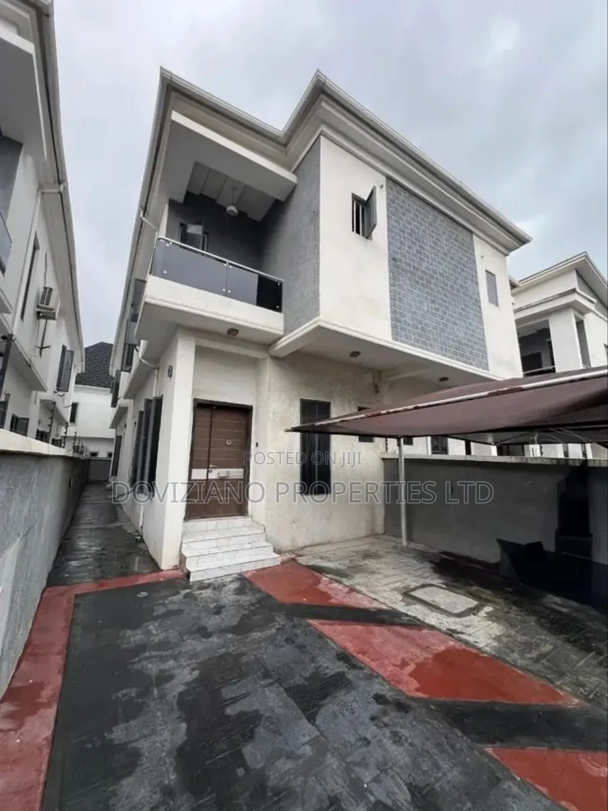 4bdrm Duplex in Lekki for sale in Lekki
