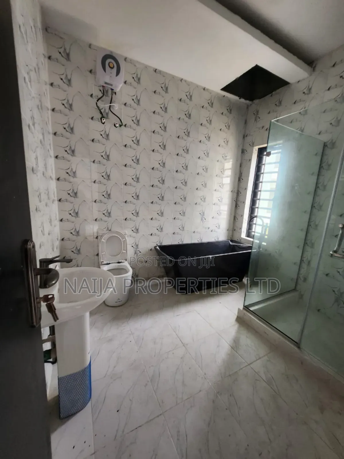 4bdrm Townhouse/Terrace in Diamond Estate, Sangotedo for sale in Sangotedo