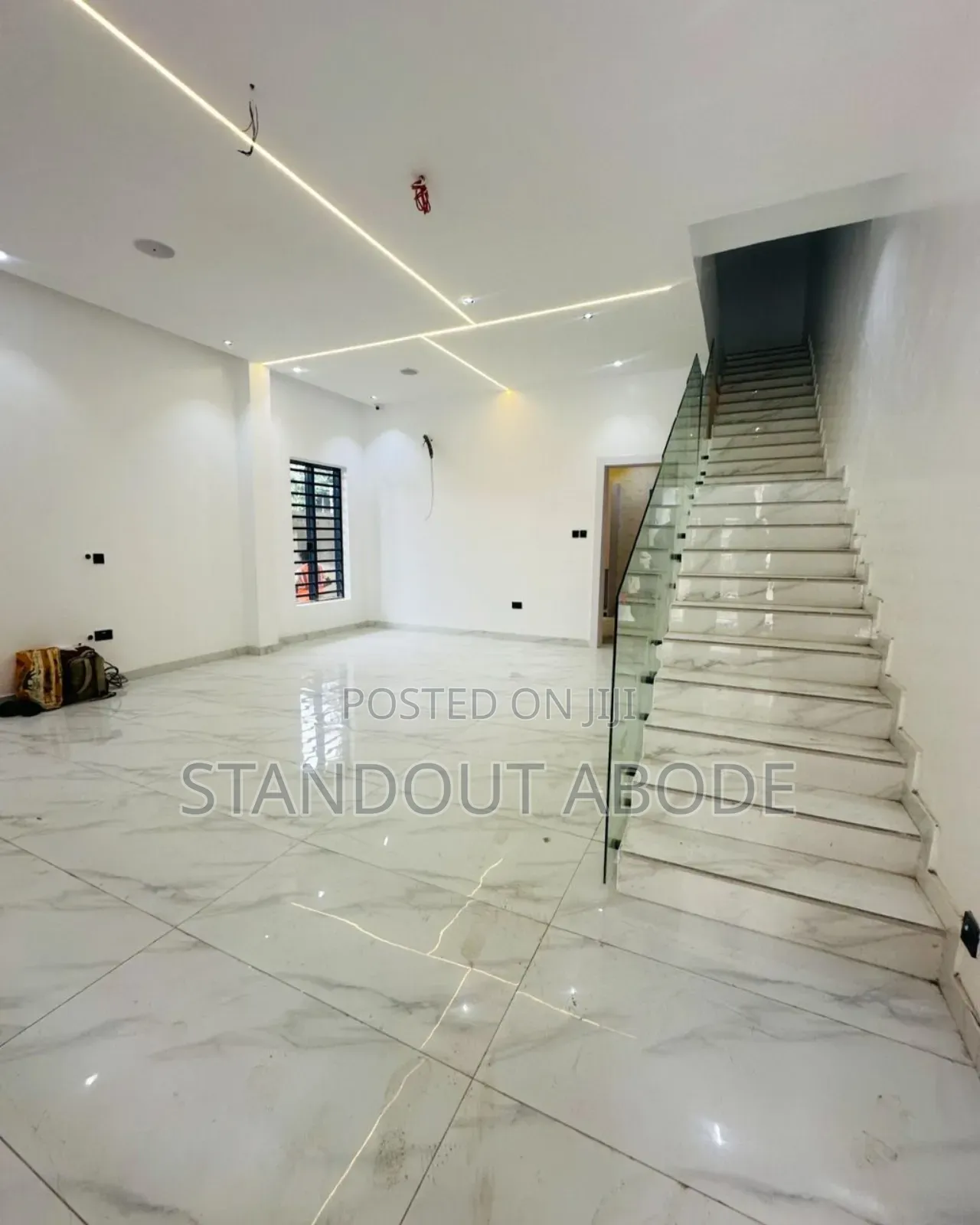 4bdrm Duplex in Inside An Estate, Ikeja GRA for sale in Ikeja GRA