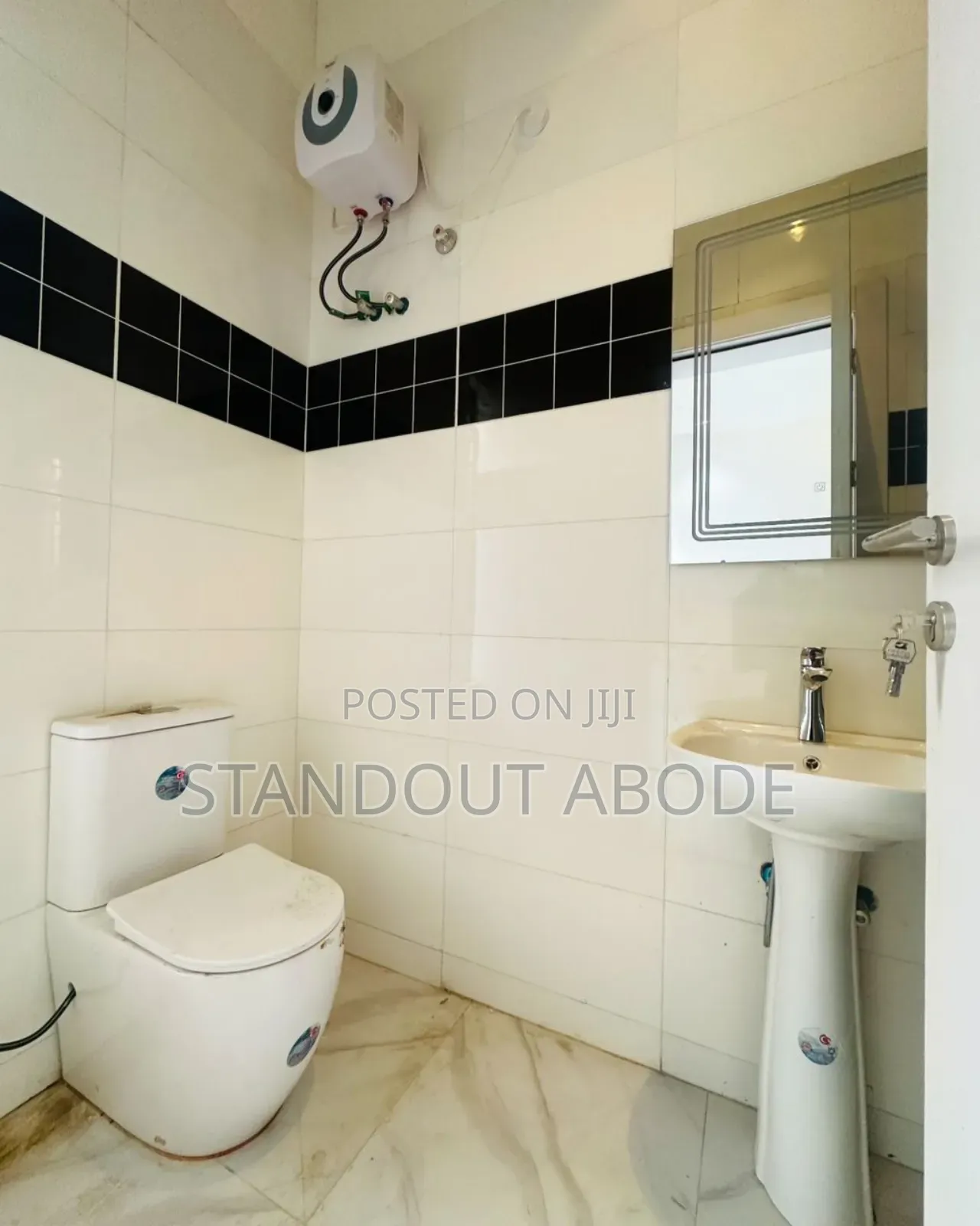 4bdrm Duplex in Inside An Estate, Ikeja GRA for sale in Ikeja GRA