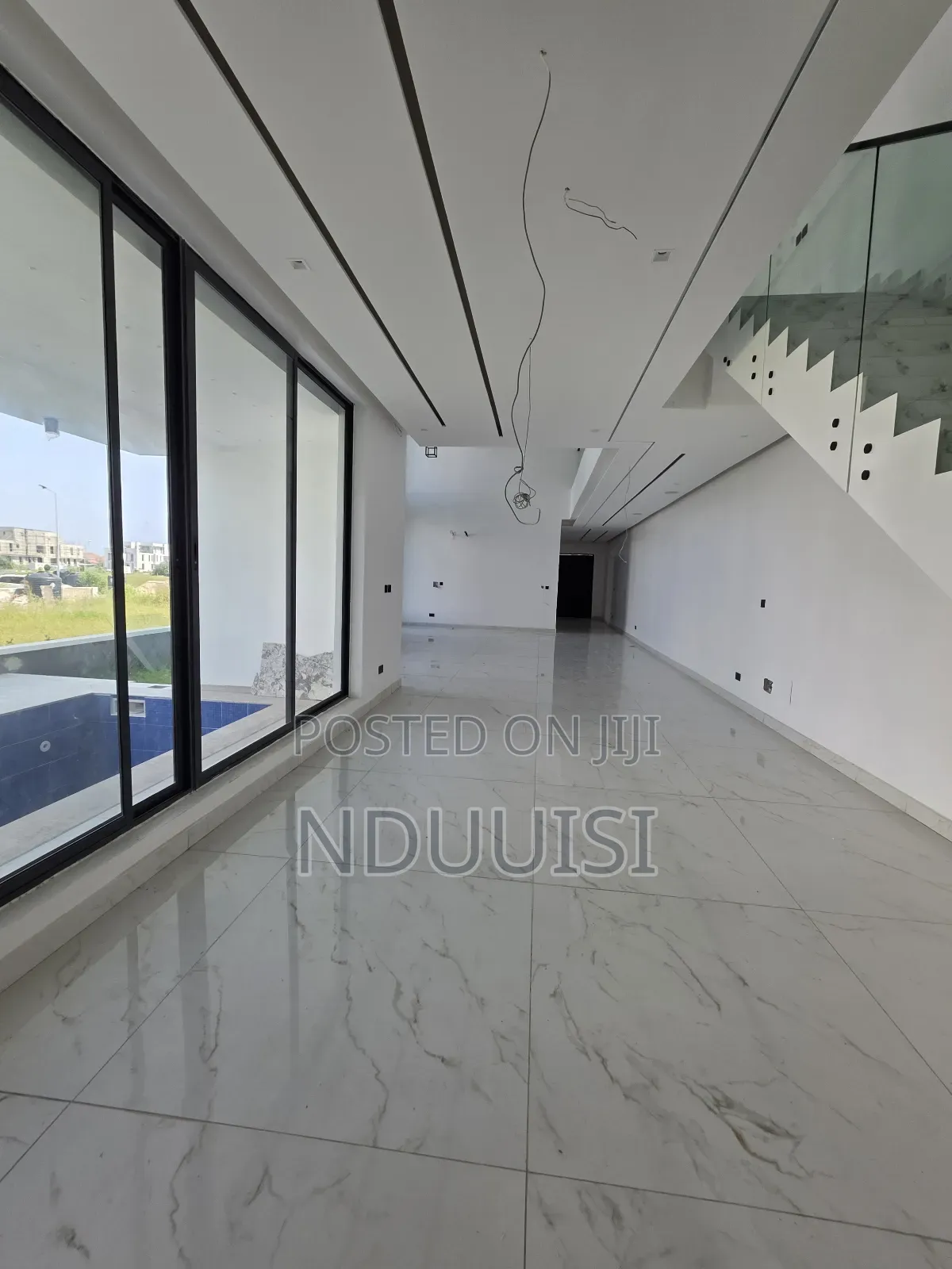 5bdrm Duplex in Cowrie Creek Estate, Ikate for sale in Ikate