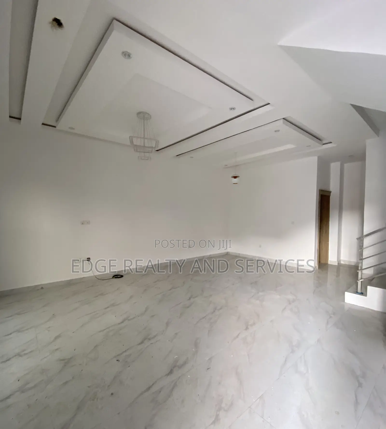4bdrm Terrace for Sale in Ajah in Lekki Phase 2