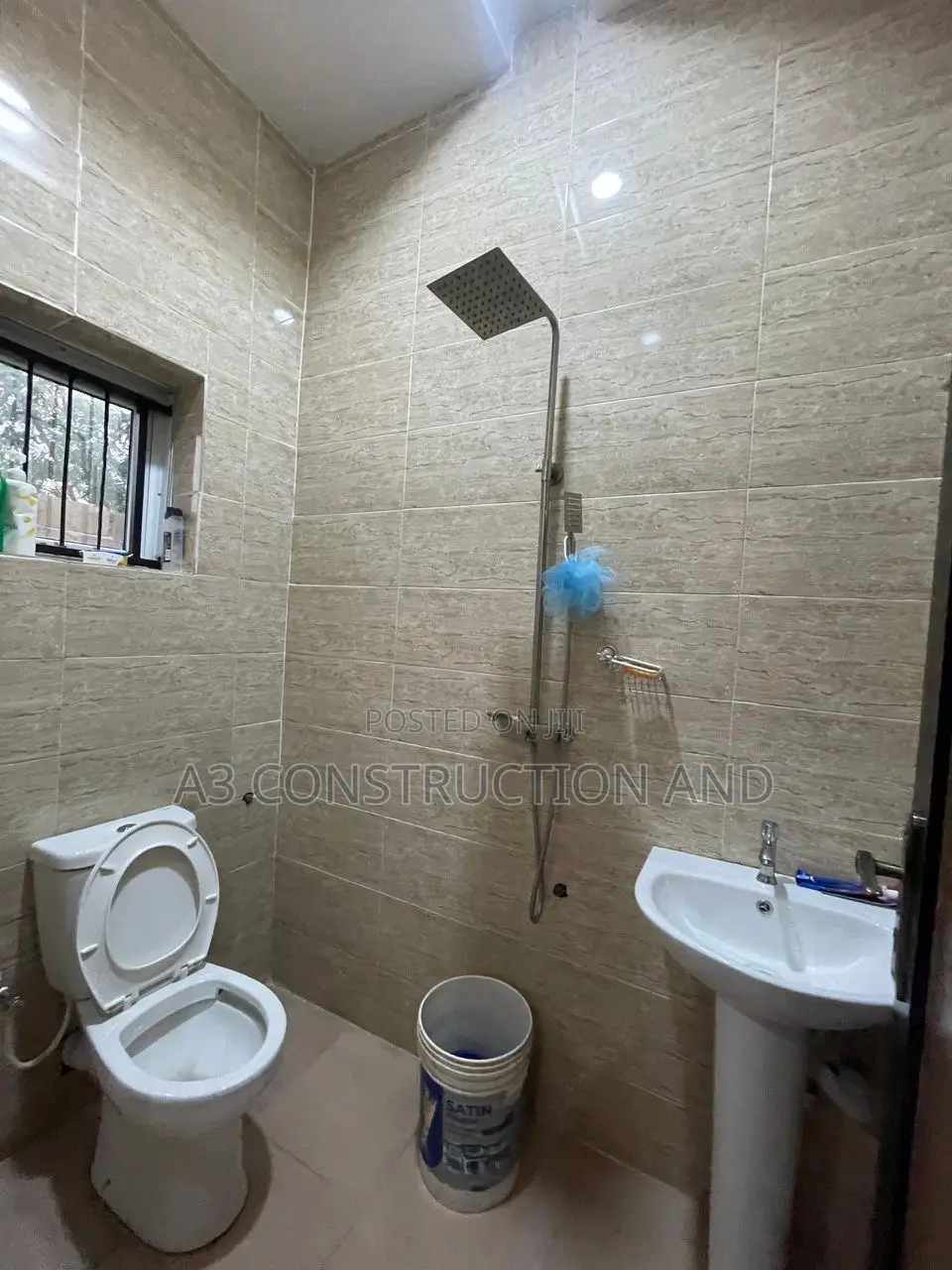 2bdrm Bungalow in Kolapo, Akobo for rent in Akobo
