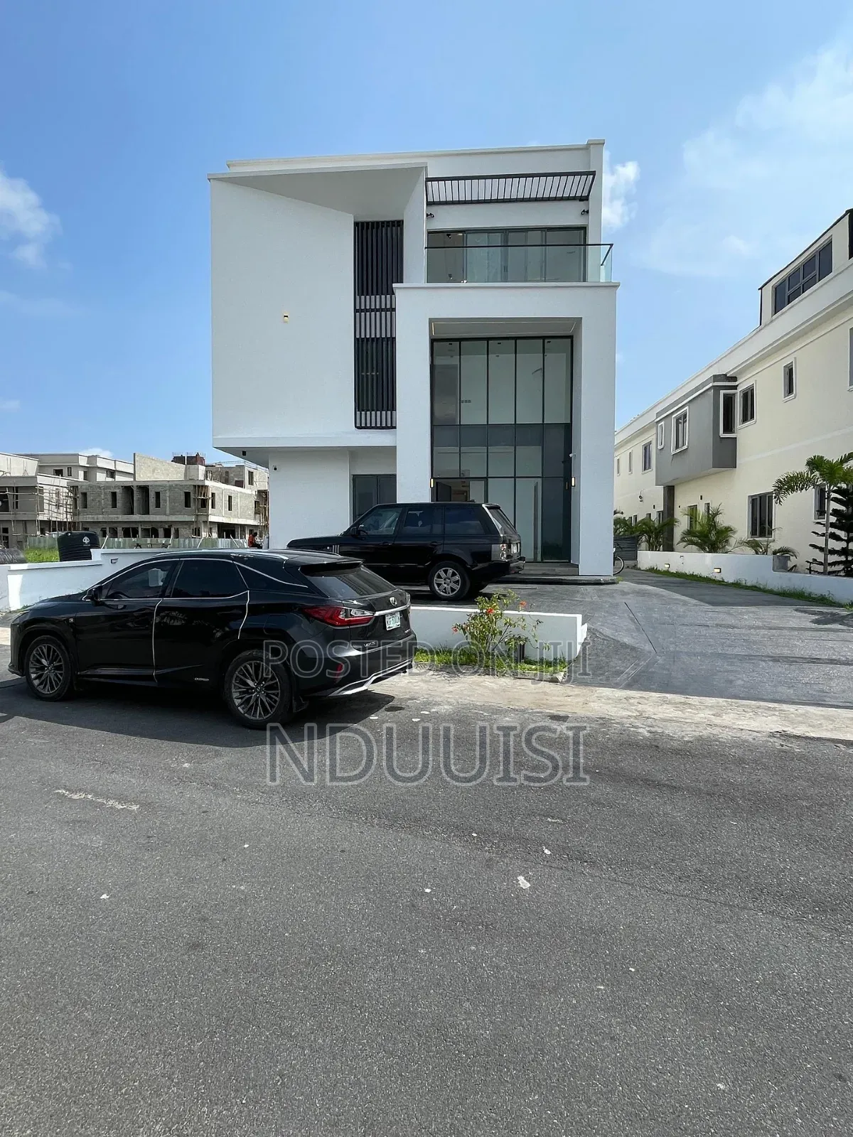 5bdrm Duplex in Ikate for sale in Ikate