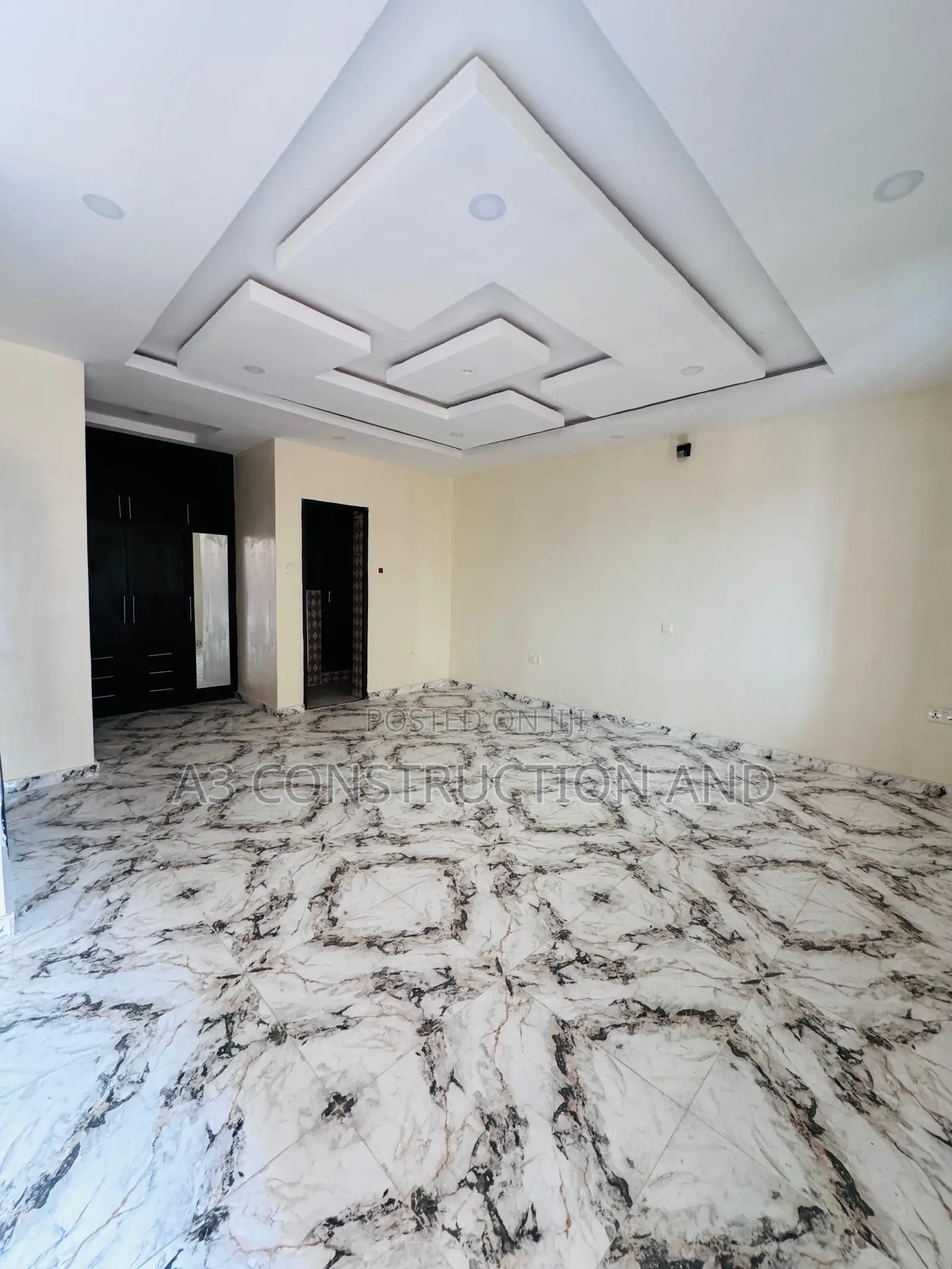 4bdrm Duplex in Kolapo Ishola Estate, Akobo for rent in Akobo