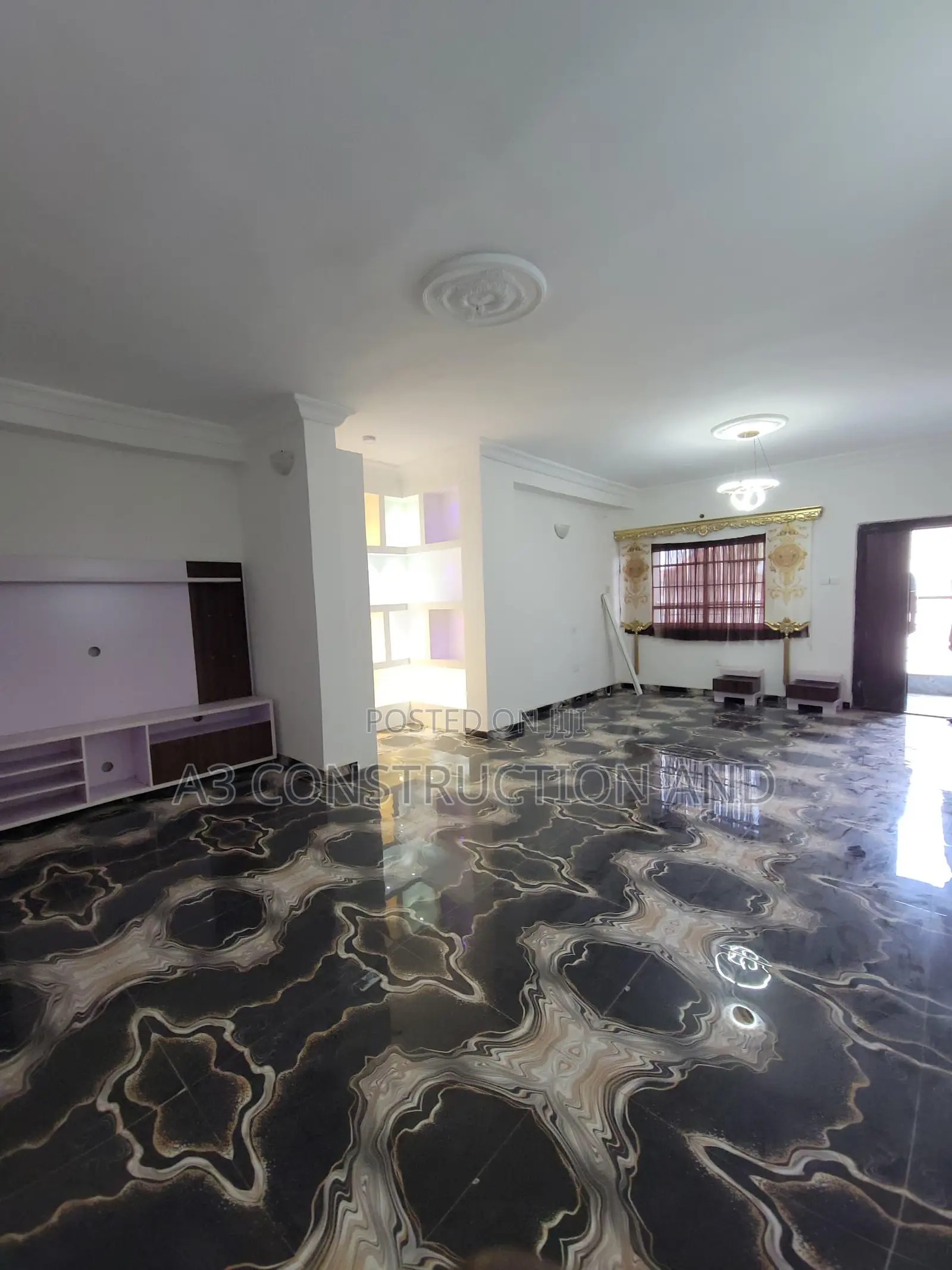 3bdrm Apartment in Opposite Kolapo, Akobo for rent in Akobo