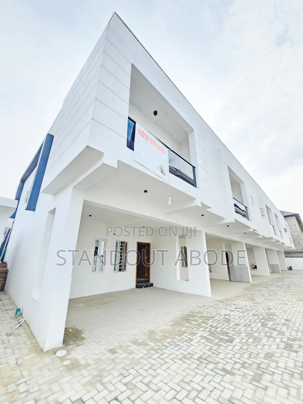 3bdrm Duplex in Inside An Estate, Sangotedo for sale in Sangotedo