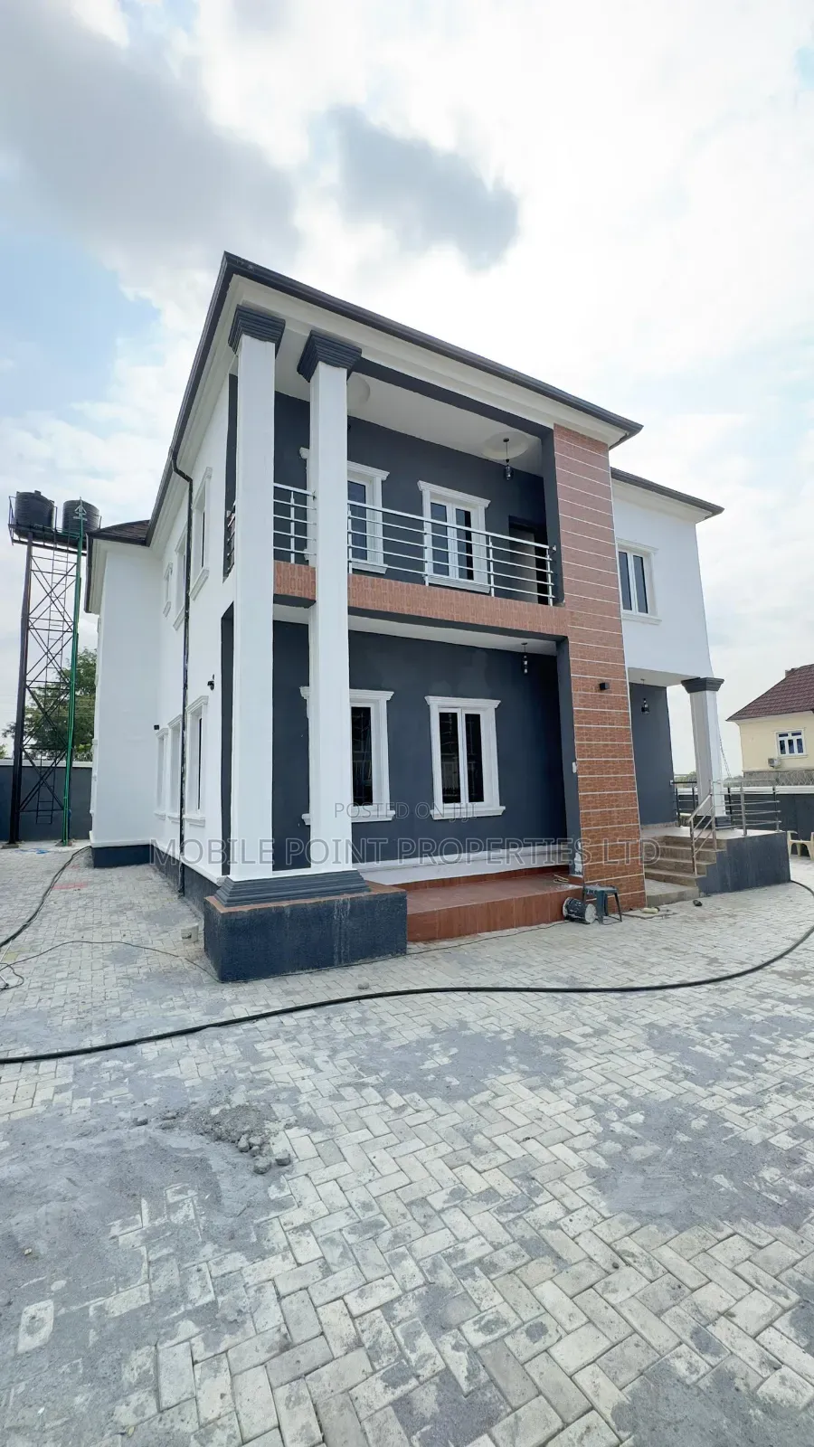 Furnished 5bdrm Mansion in Lugbe District for sale in Lugbe District