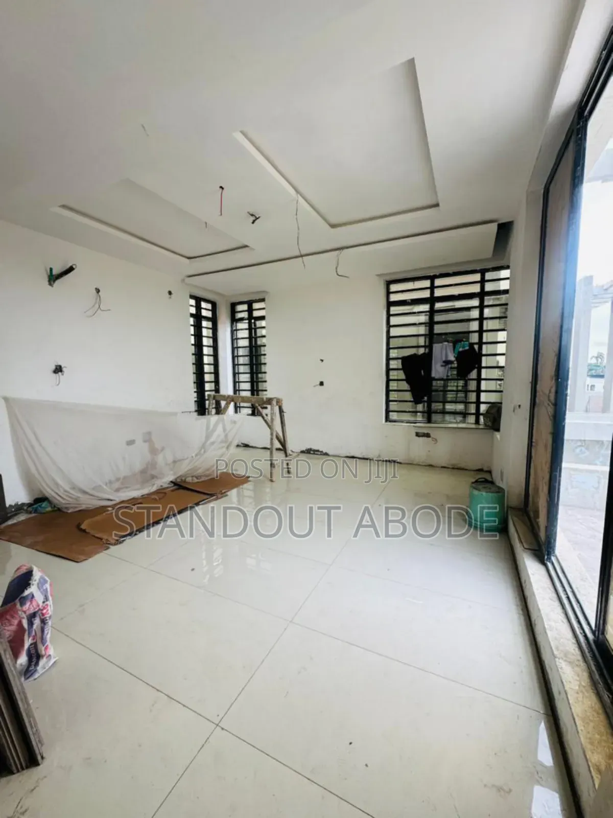 4bdrm Duplex in In A Gated Estate, Surulere for sale in Surulere