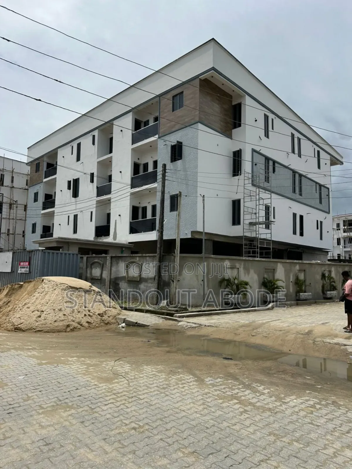 2bdrm Apartment in Inside An Estate, Ikate for sale in Ikate