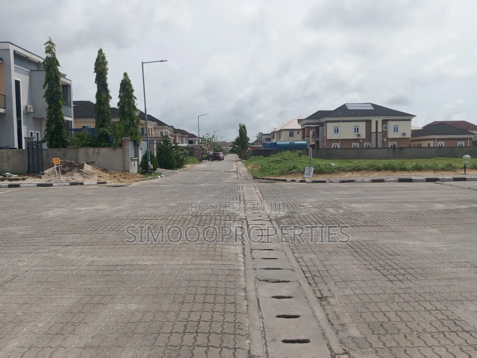 3bdrm Bungalow in Mayfair Gardens, Awoyaya for sale in Awoyaya