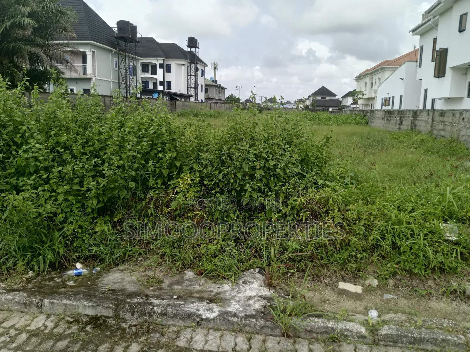 675sqm of Dry Land for Sale Inside Mayfair Gardens Estates in Awoyaya