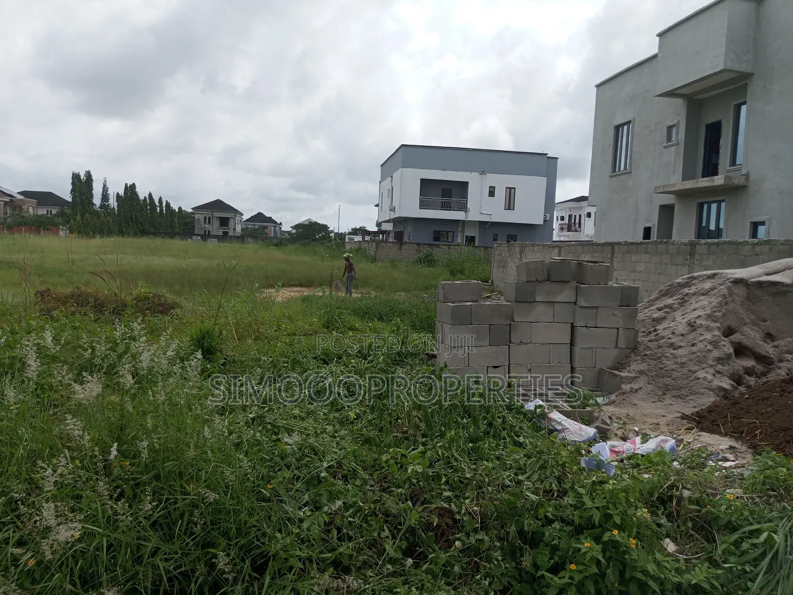 675sqm of Dry Land for Sale Inside Mayfair Gardens Estates in Awoyaya