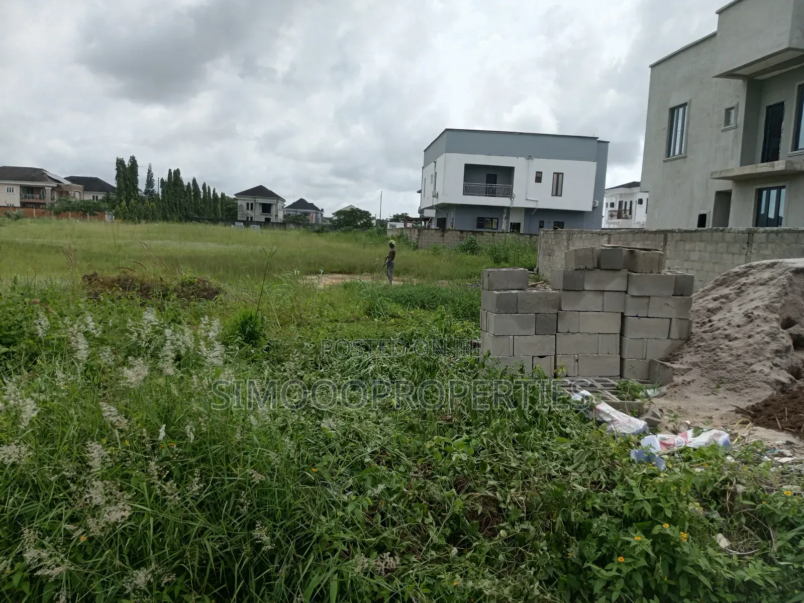 675sqm of Dry Land for Sale Inside Mayfair Gardens Estates in Awoyaya