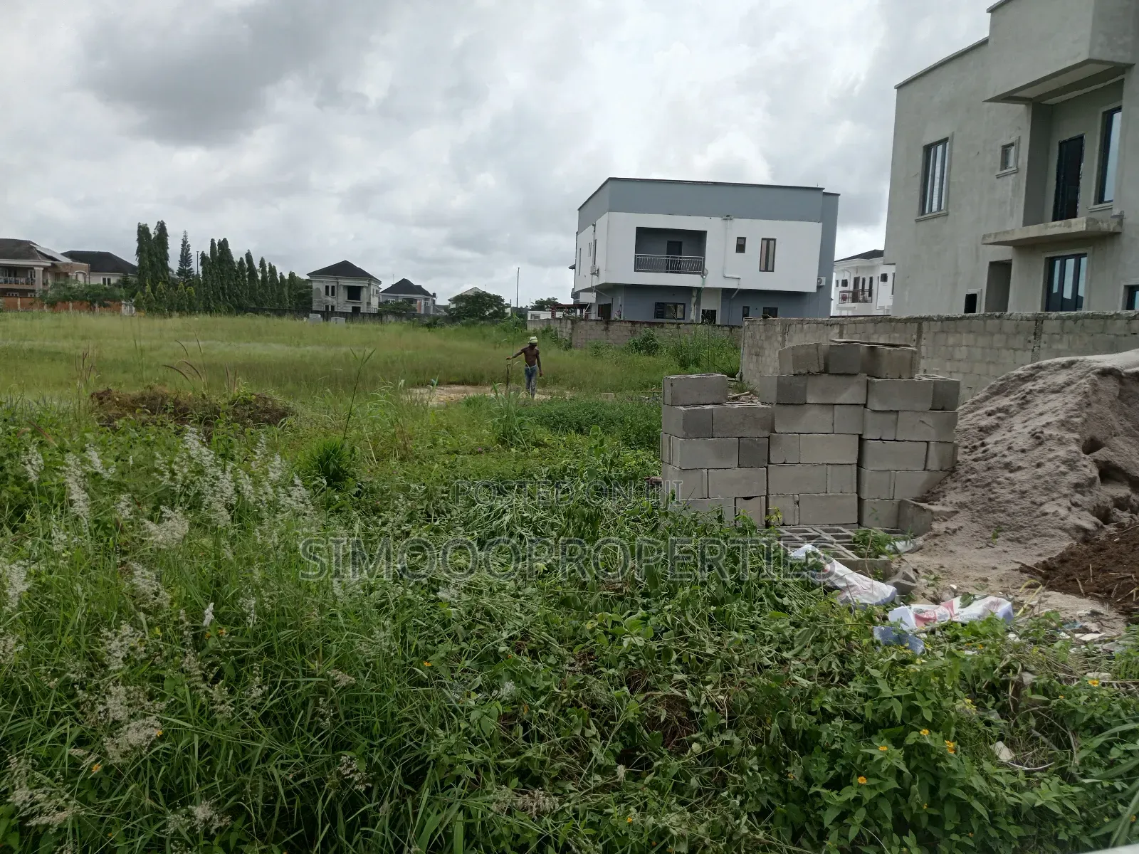 675sqm of Dry Land for Sale Inside Mayfair Gardens Estates in Awoyaya