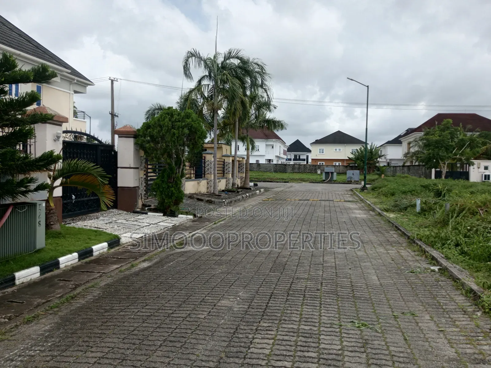 450sqm of Dry Front Plot for Sale Inside Mayfair Gardens Estates in Awoyaya