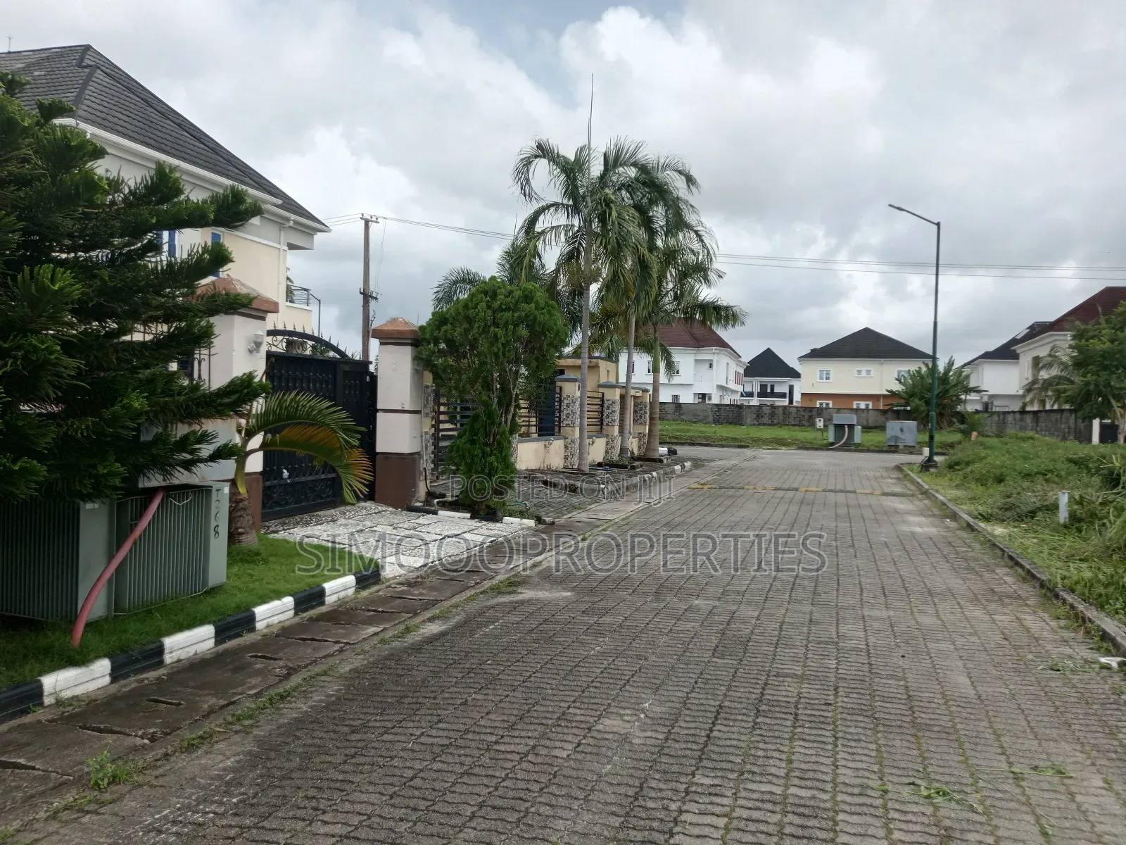 450sqm of Dry Front Plot for Sale Inside Mayfair Gardens Estates in Awoyaya