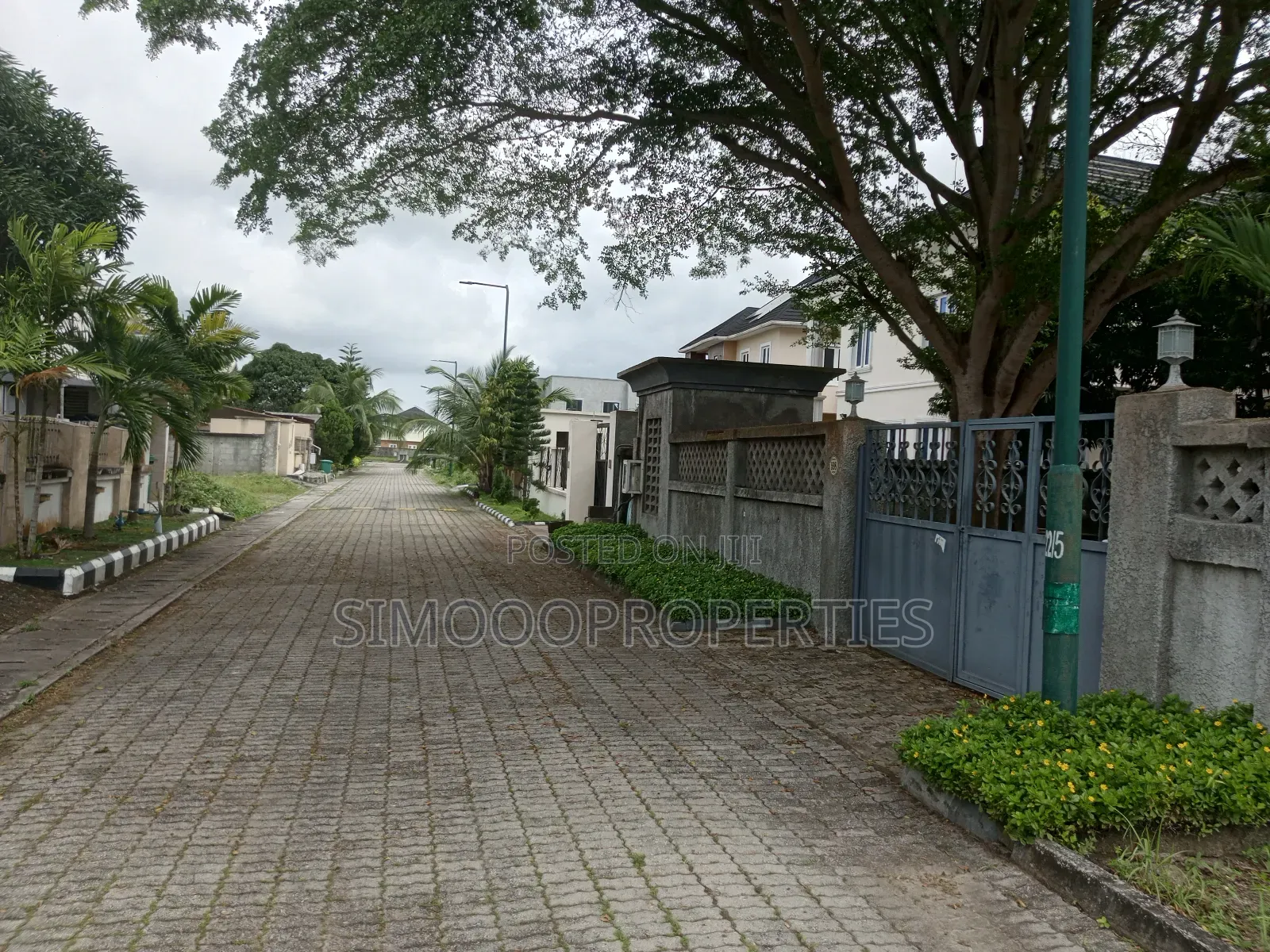 450sqm of Dry Front Plot for Sale Inside Mayfair Gardens Estates in Awoyaya