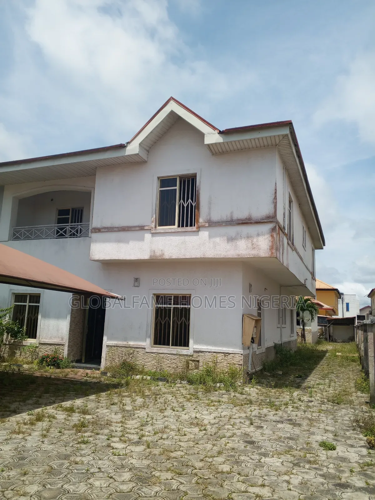 4bdrm Duplex in Crown Estate for sale in Crown Estate