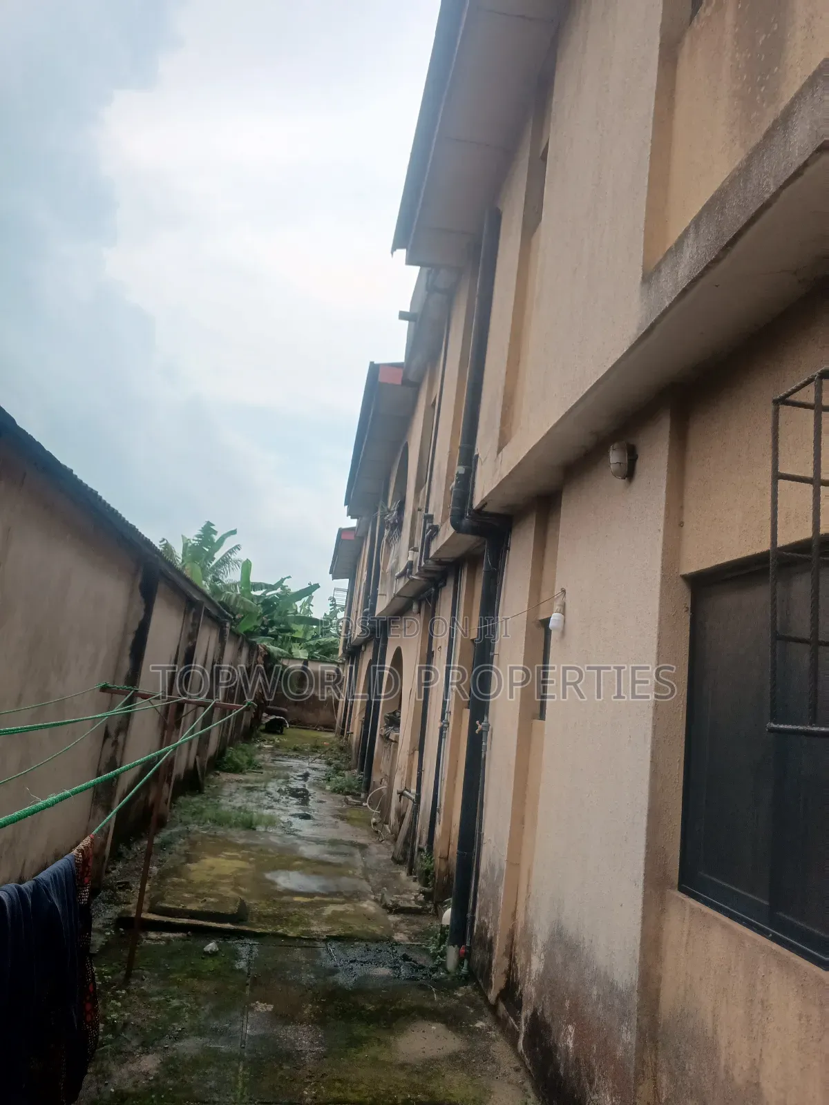 3bdrm Block of Flats in Beckley Estate New for sale in New Oko Oba