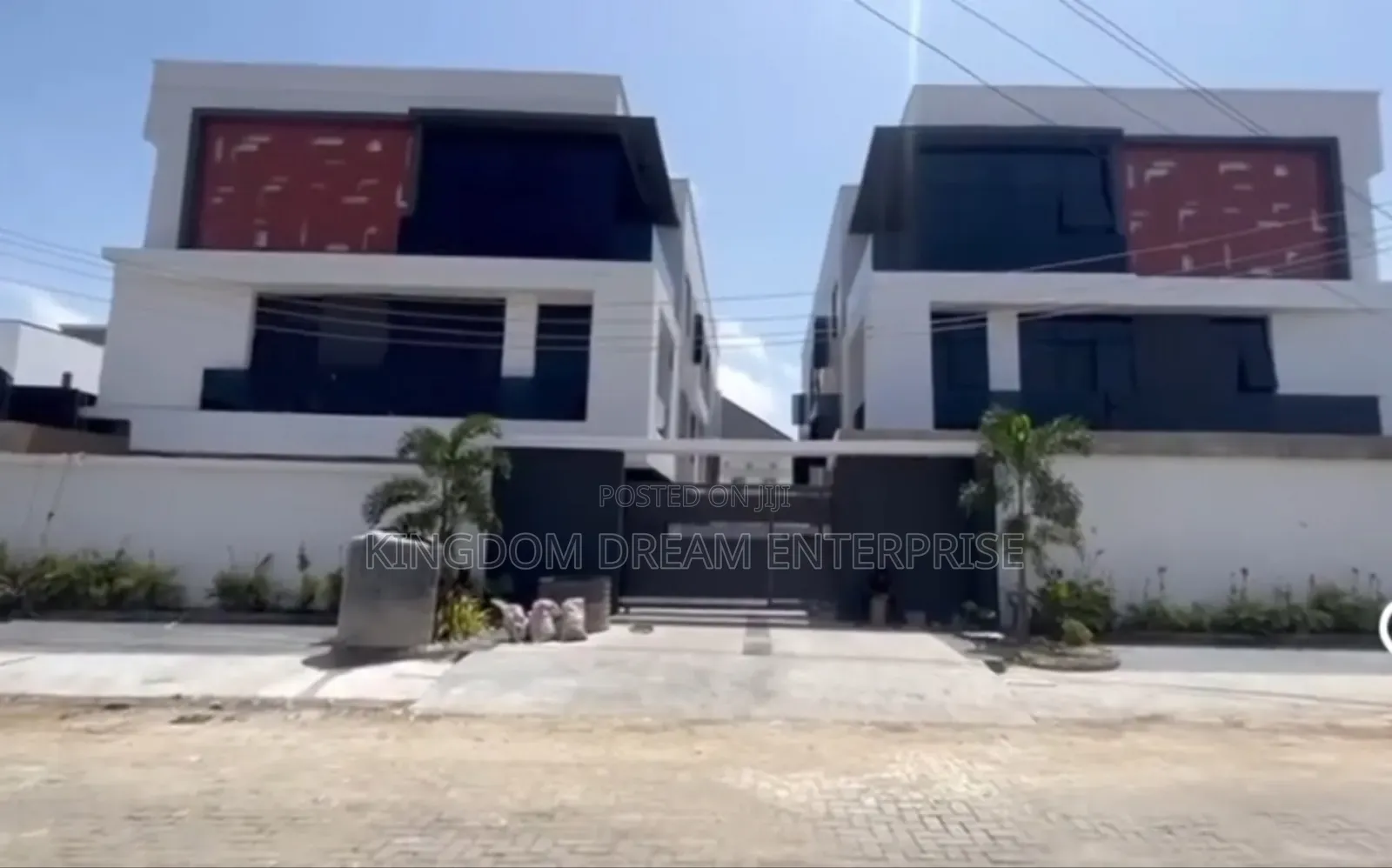 4bdrm Duplex in Lekki Phase 1 for rent in Lekki Phase 1