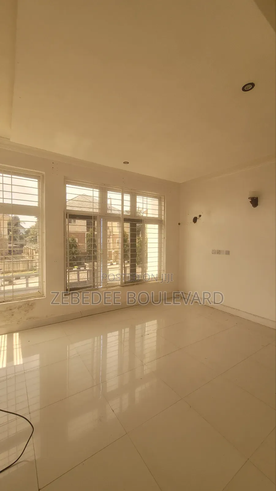 2bdrm Block of Flats in Durumi for rent in Durumi