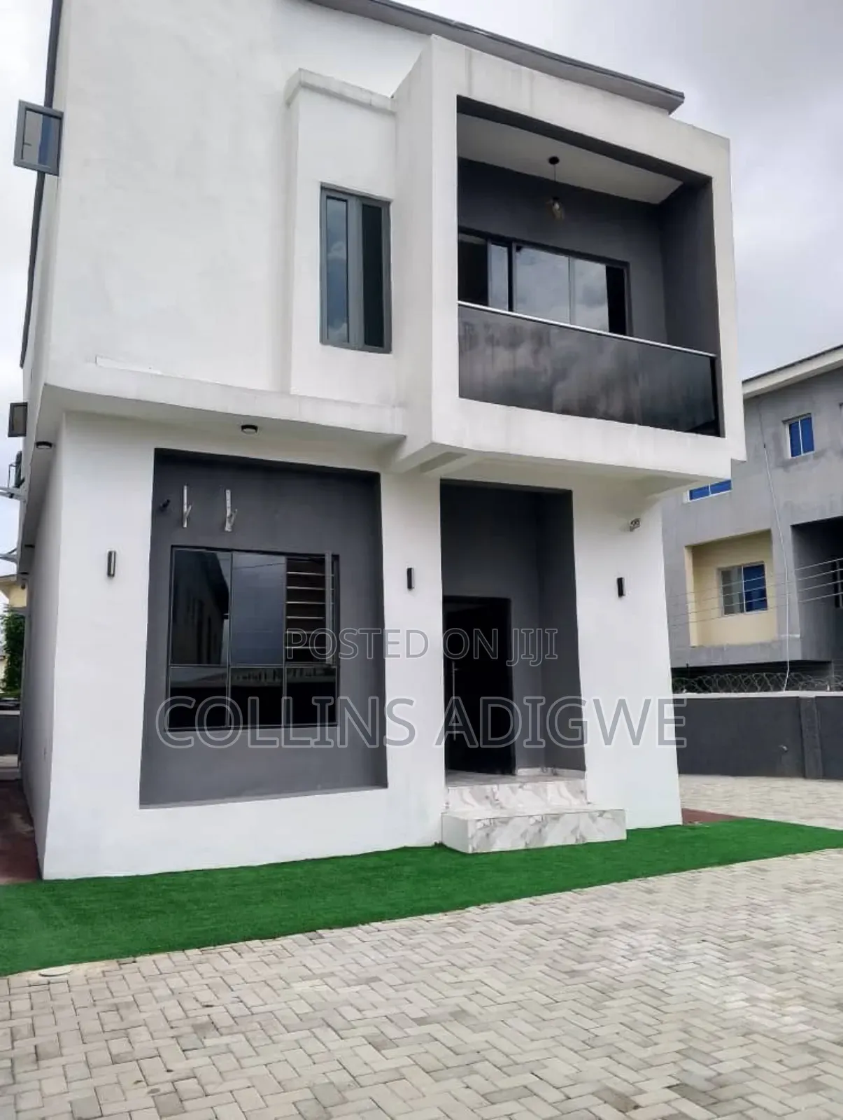 4bdrm Duplex in Abraham Adesanya, Ajah for sale in Ajah