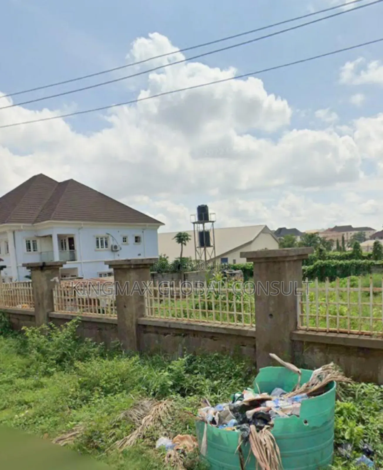 For Sale: A Plot of Land , Corner Piece, Behind Christ Embassy Church in Durumi