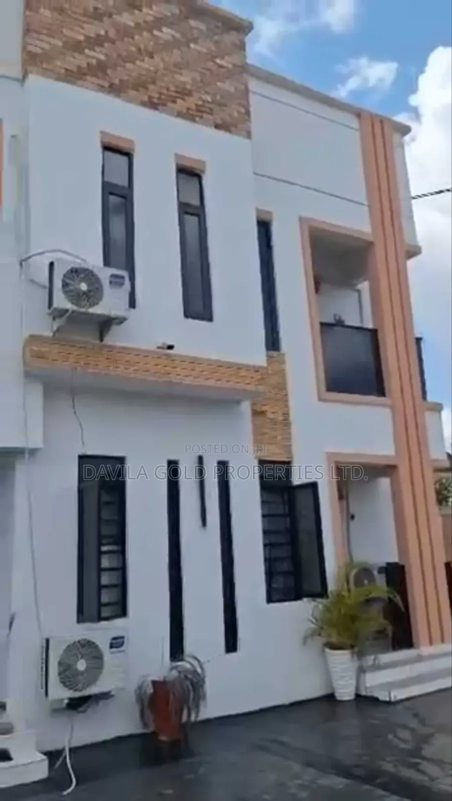 4bdrm Duplex in Benin City for sale in Benin City