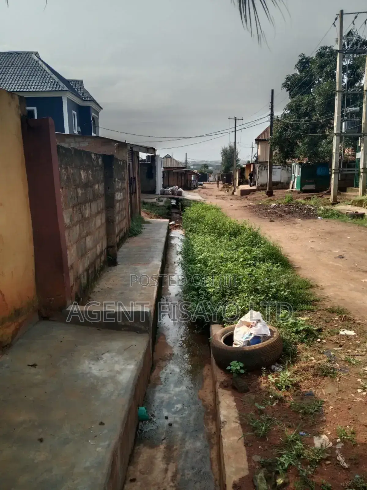 Full Plot of Conner Piece Fenced Land With 8bedroom for Sale in Ayobo in Ayobo