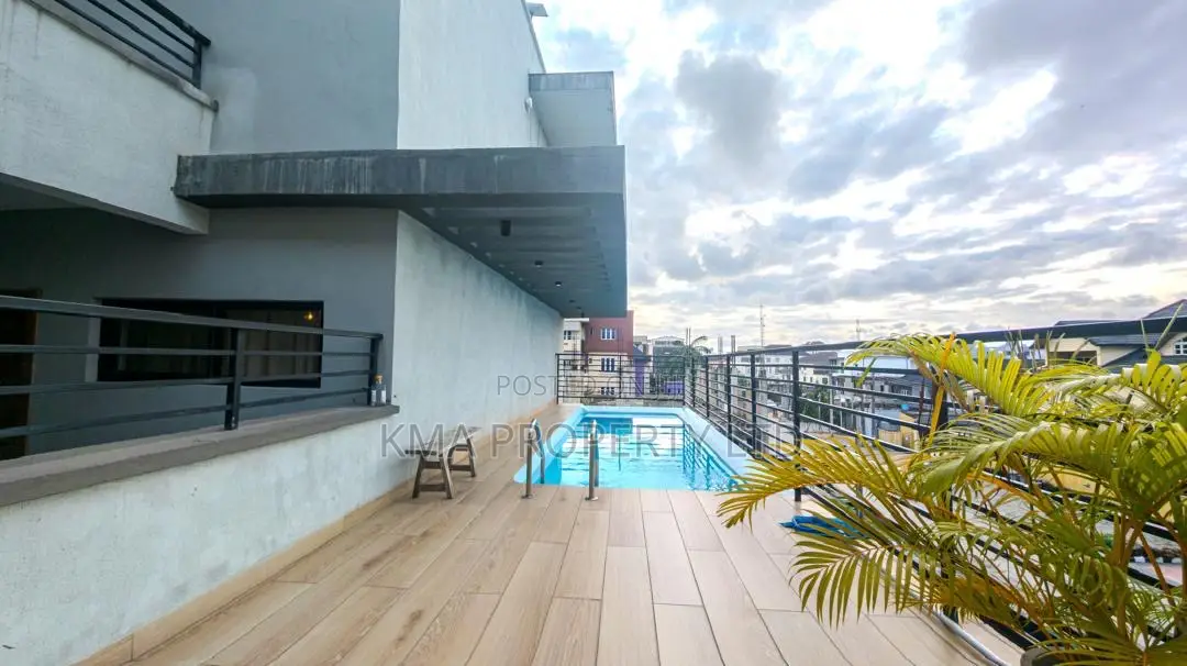 Luxurious 1 Bedroom Apartment With Rooftop Swimming Pool and Sea View in Victoria Island