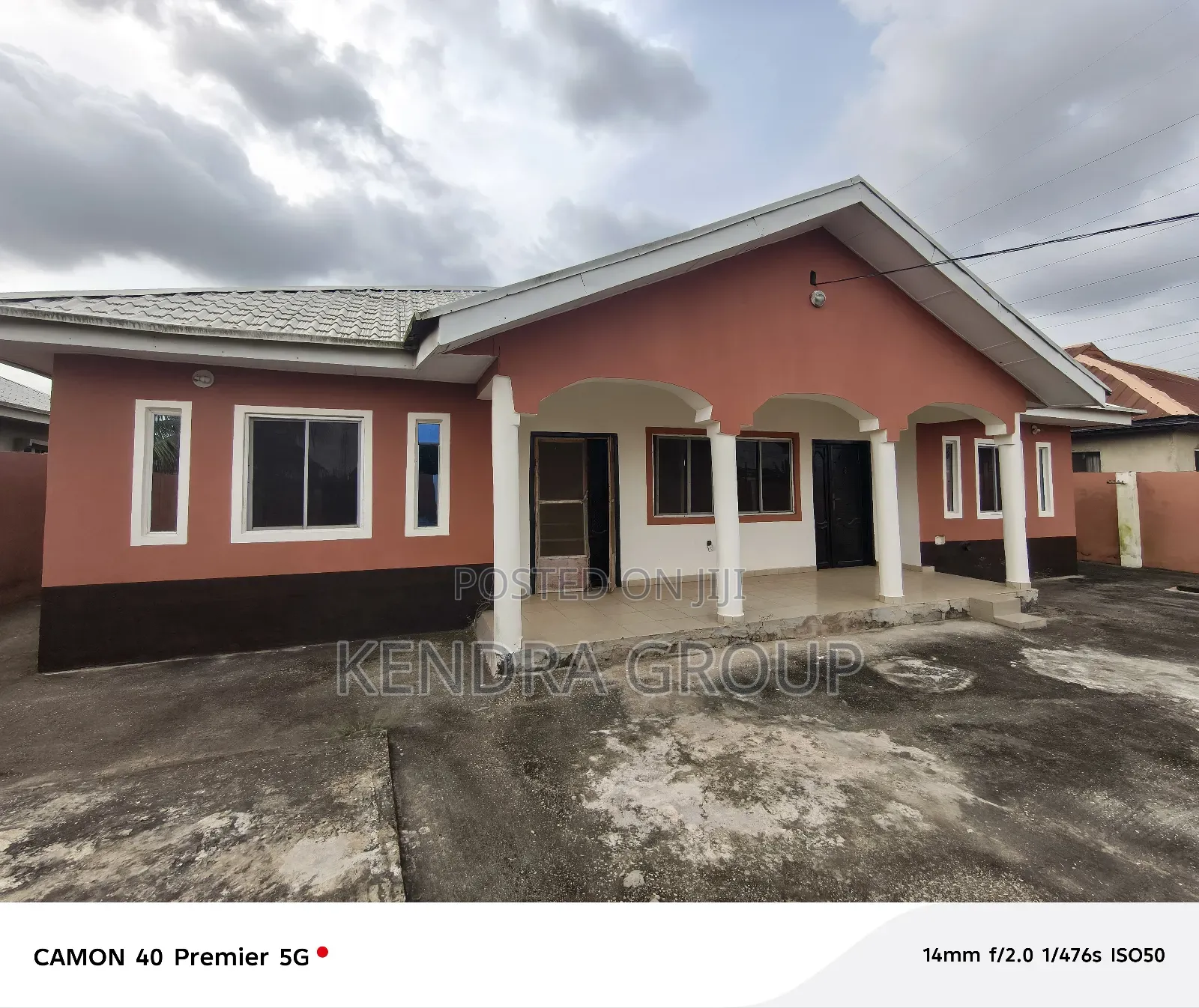 2bdrm Block of Flats in Elepe, Ijede / Ikorodu for sale in Ijede / Ikorodu