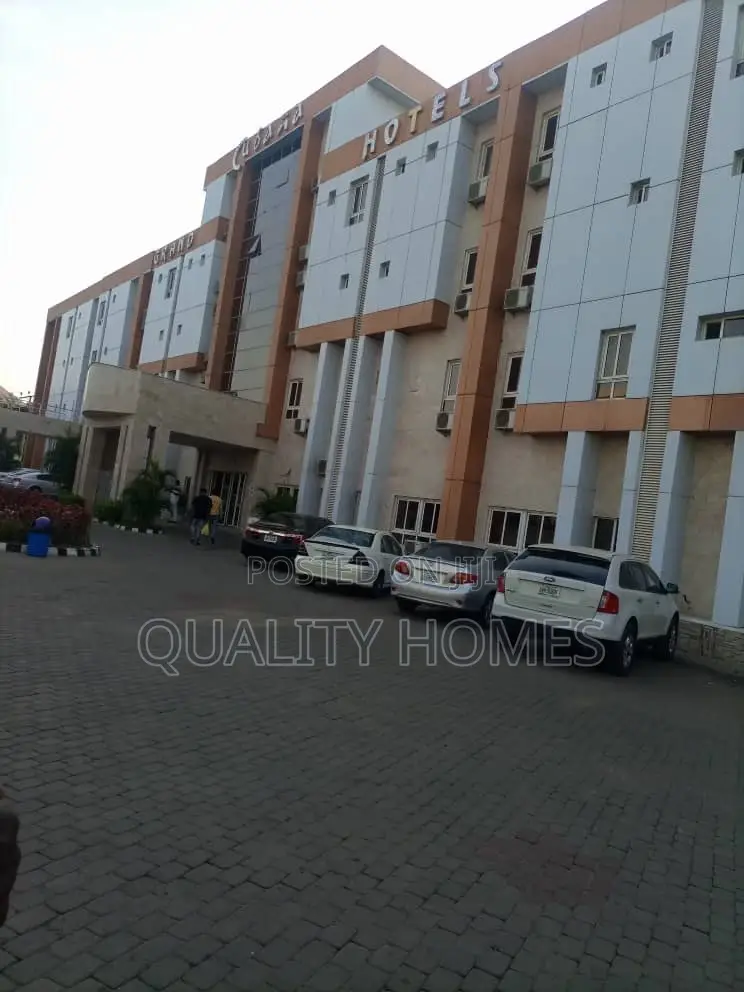 Furnished 20bdrm Mansion in Jabi for sale in Jabi