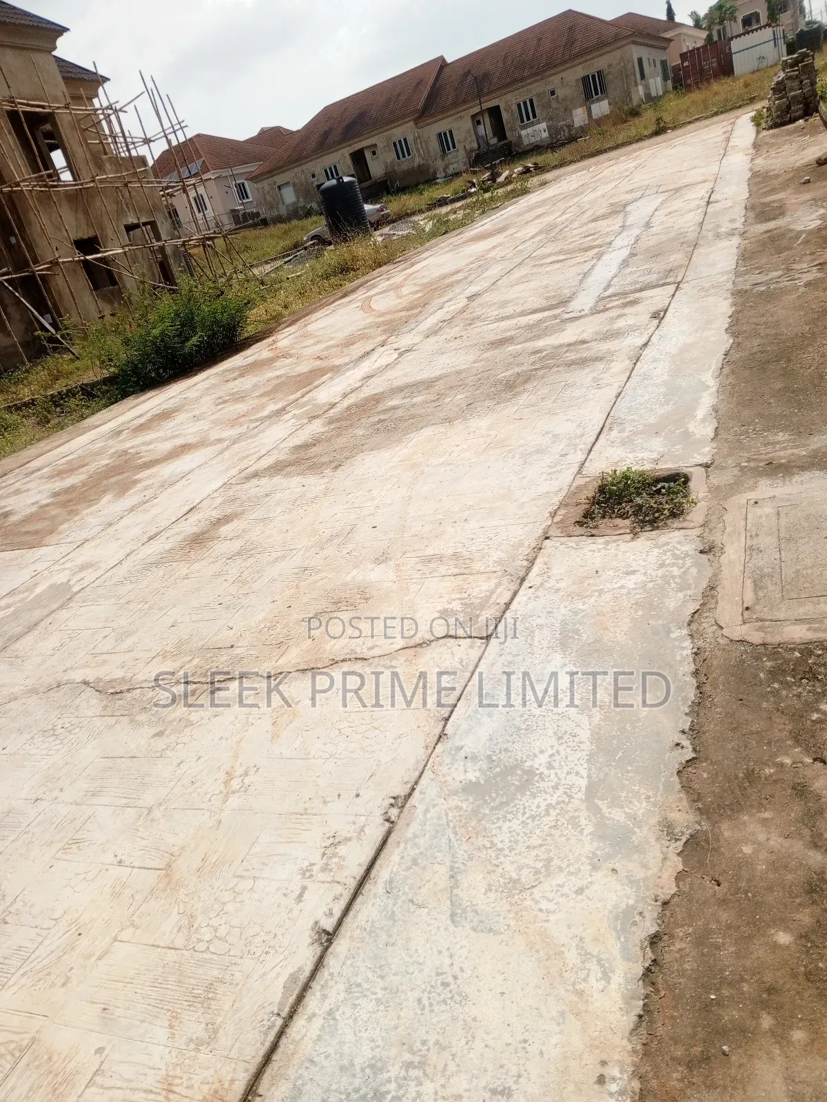 4bdrm Duplex in Mini Estate, Lugbe District for sale in Lugbe District