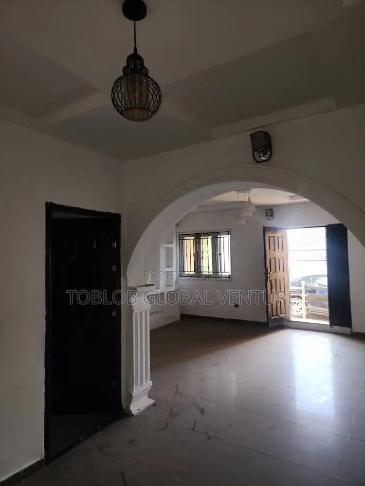 2bdrm Bungalow in Ire Akari Estate, Oluyole for rent in Oluyole
