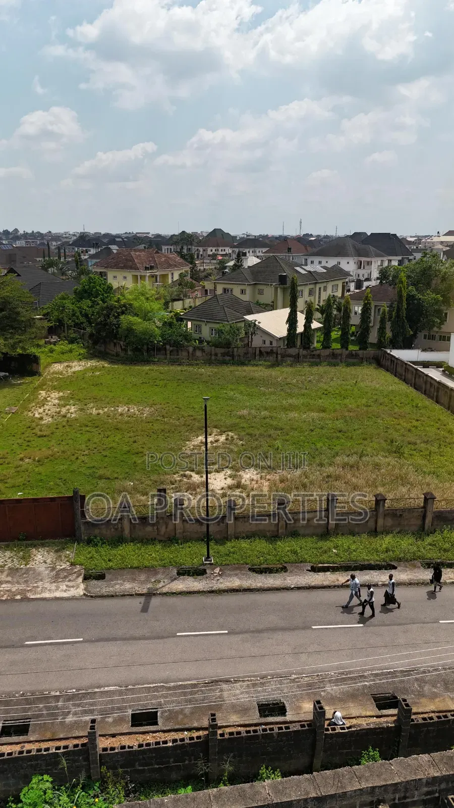 1800sqm for Sale Kolapo Ishola Gra, Ibadan 
-400m in Ibadan