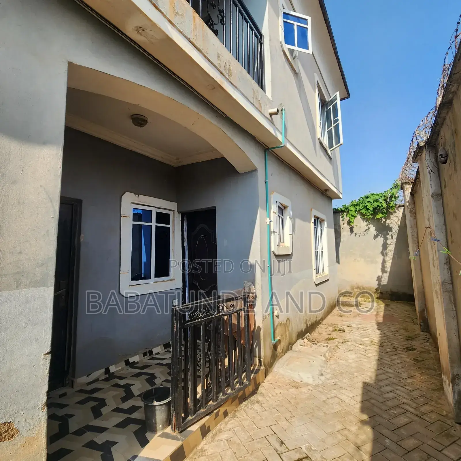 3bdrm Block of Flats in Ibadan for sale in Ibadan