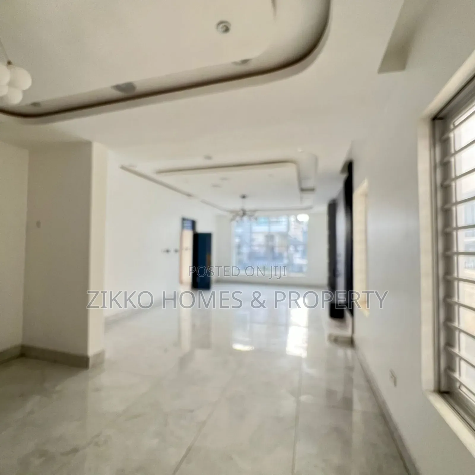 5bdrm Duplex in Ikota, Lekki for sale in Lekki