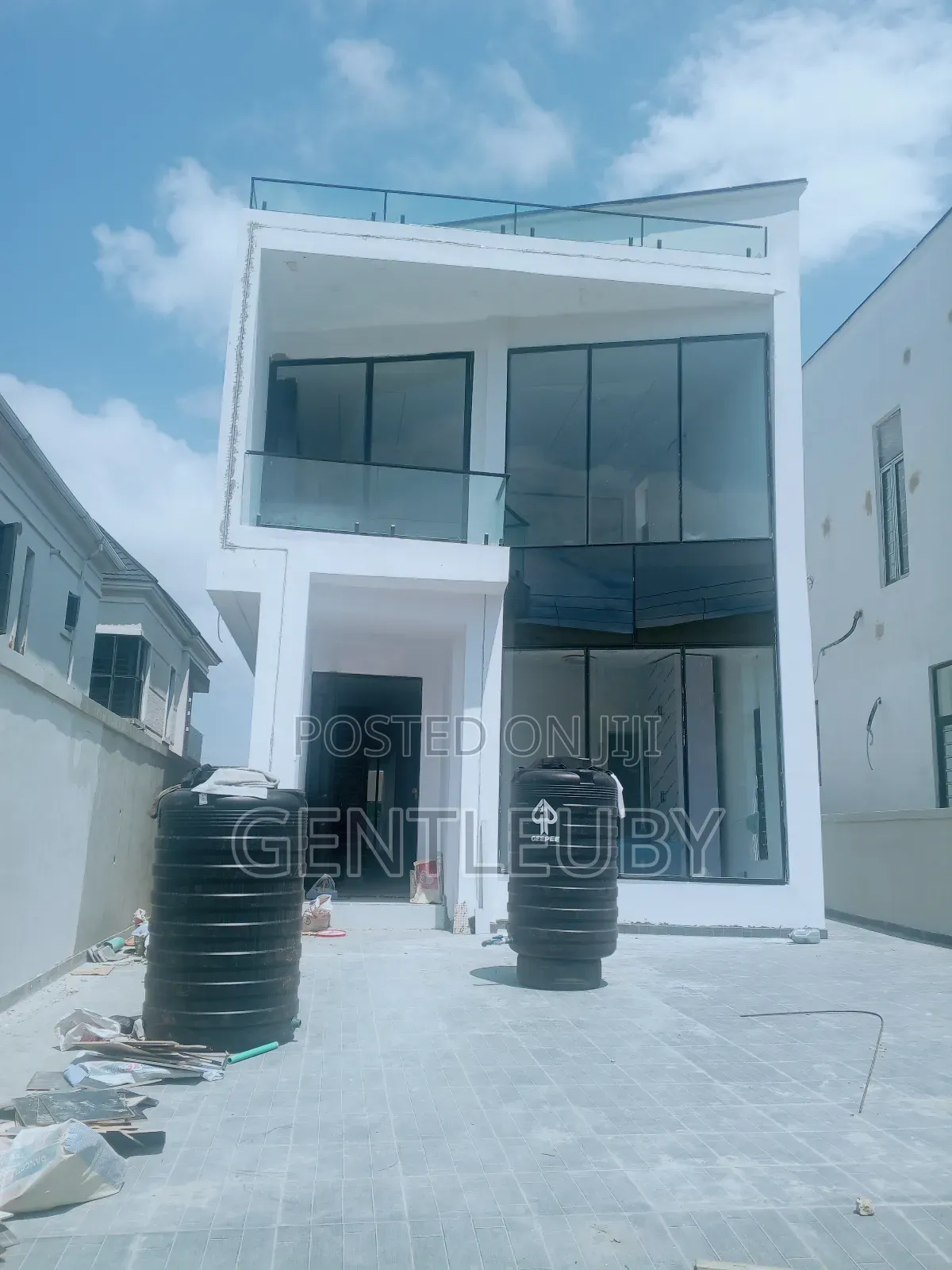 5bdrm Duplex in Oral Estate, Lekki Phase 2 for sale in Lekki Phase 2
