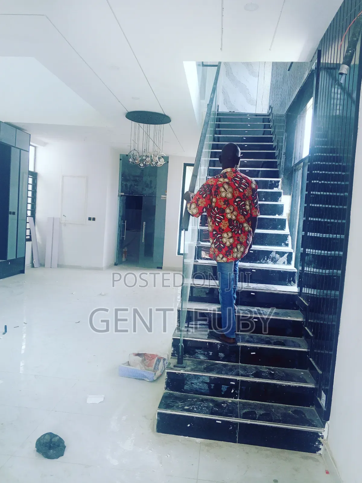 5bdrm Duplex in Oral Estate, Lekki Phase 2 for sale in Lekki Phase 2