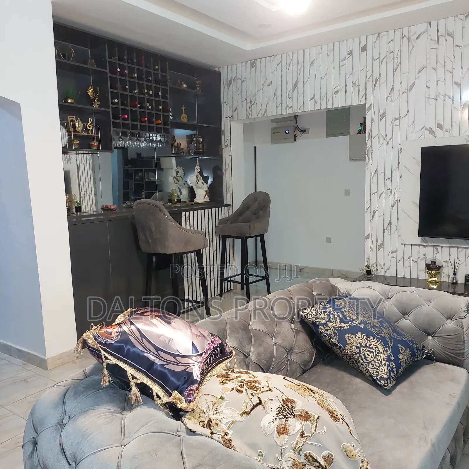 Furnished 4bdrm Bungalow in Mini Estate, Lugbe District for sale in Lugbe District