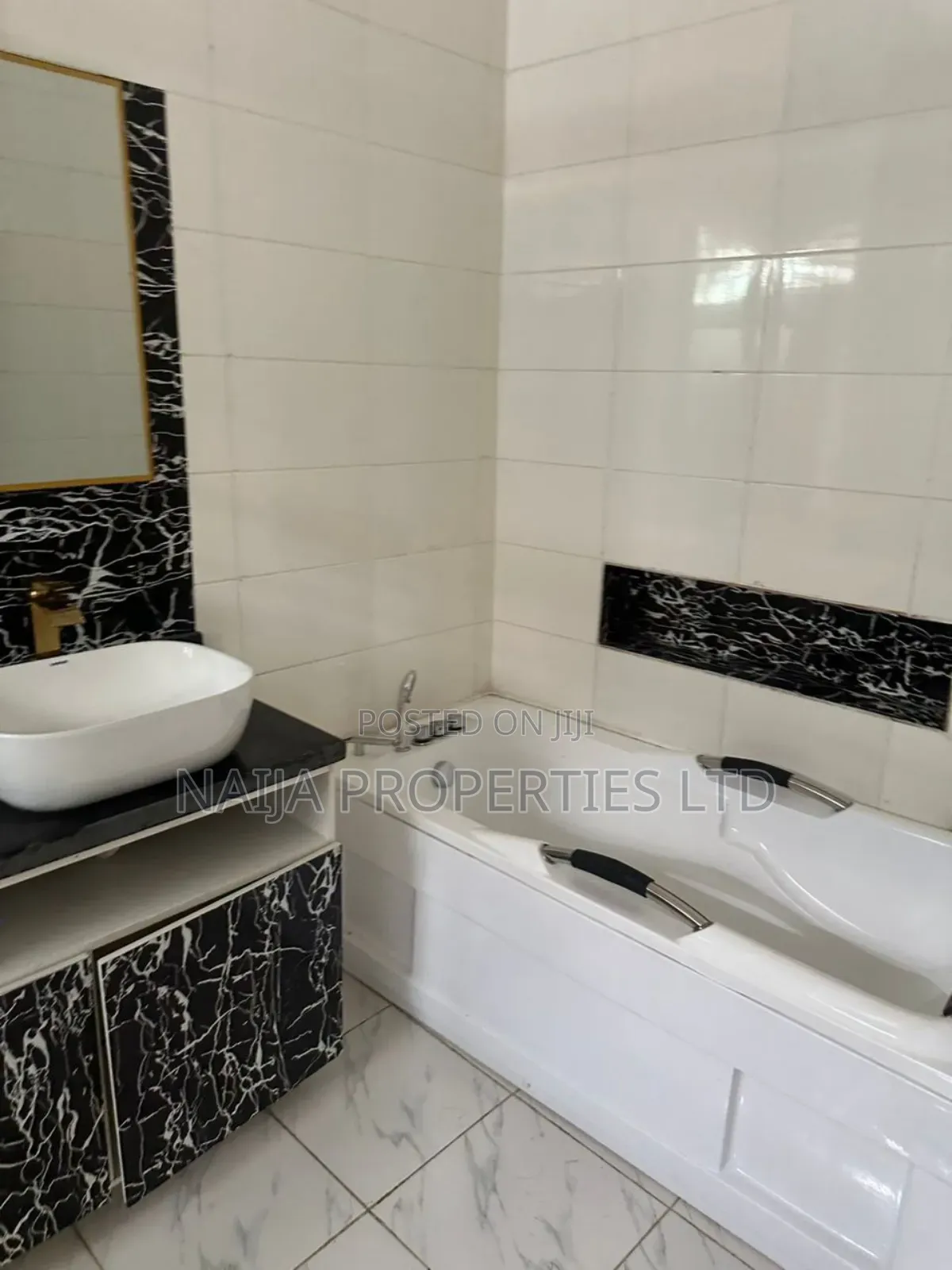 4bdrm Townhouse/Terrace in Ikota Gra, Lekki for sale in Lekki