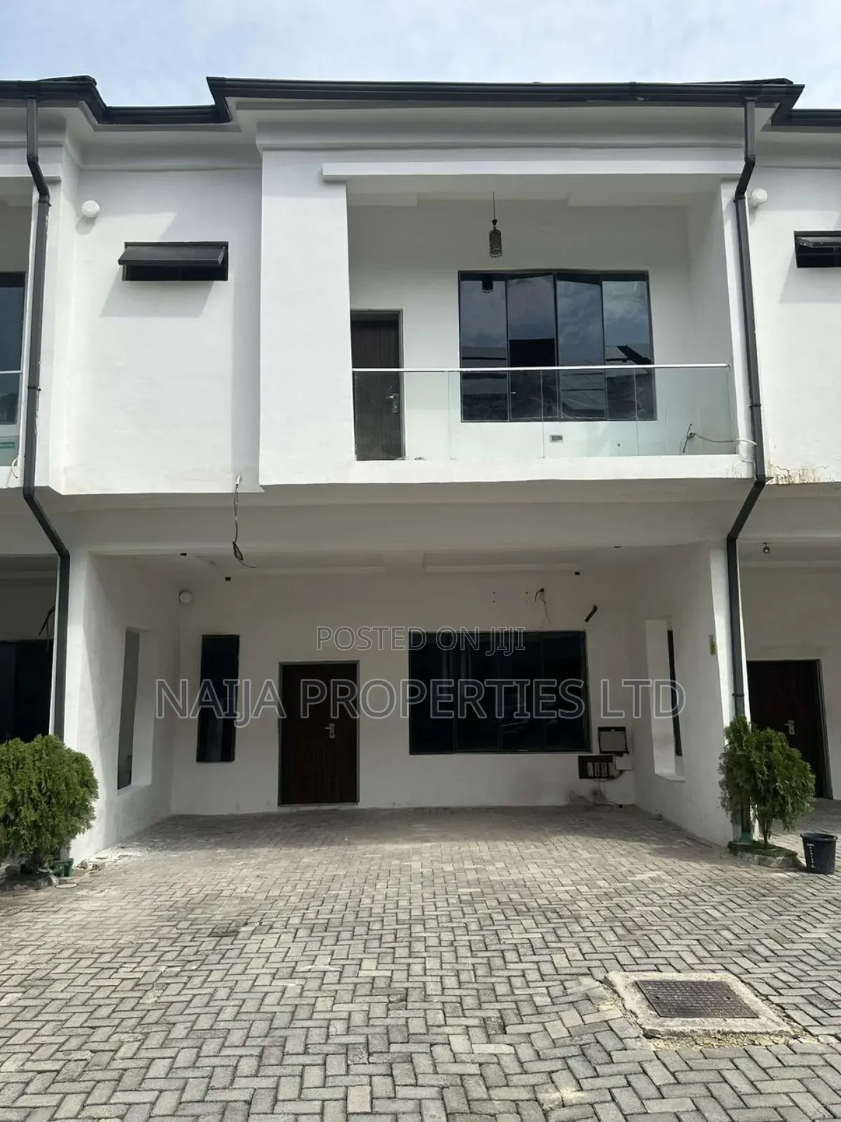 4bdrm Townhouse/Terrace in Ikota Gra, Lekki for sale in Lekki
