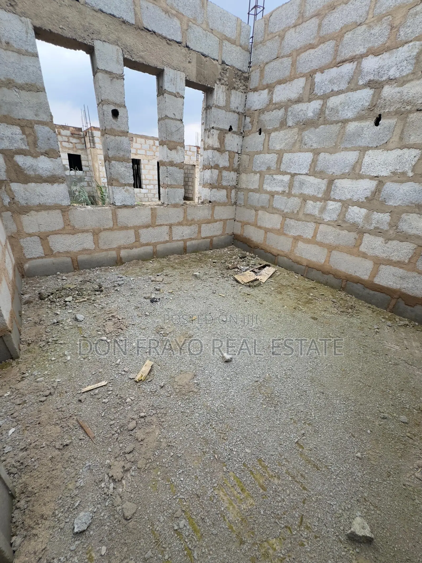 3 Beds Terrace Duplex at Omolayo Estate Akobo in Akobo