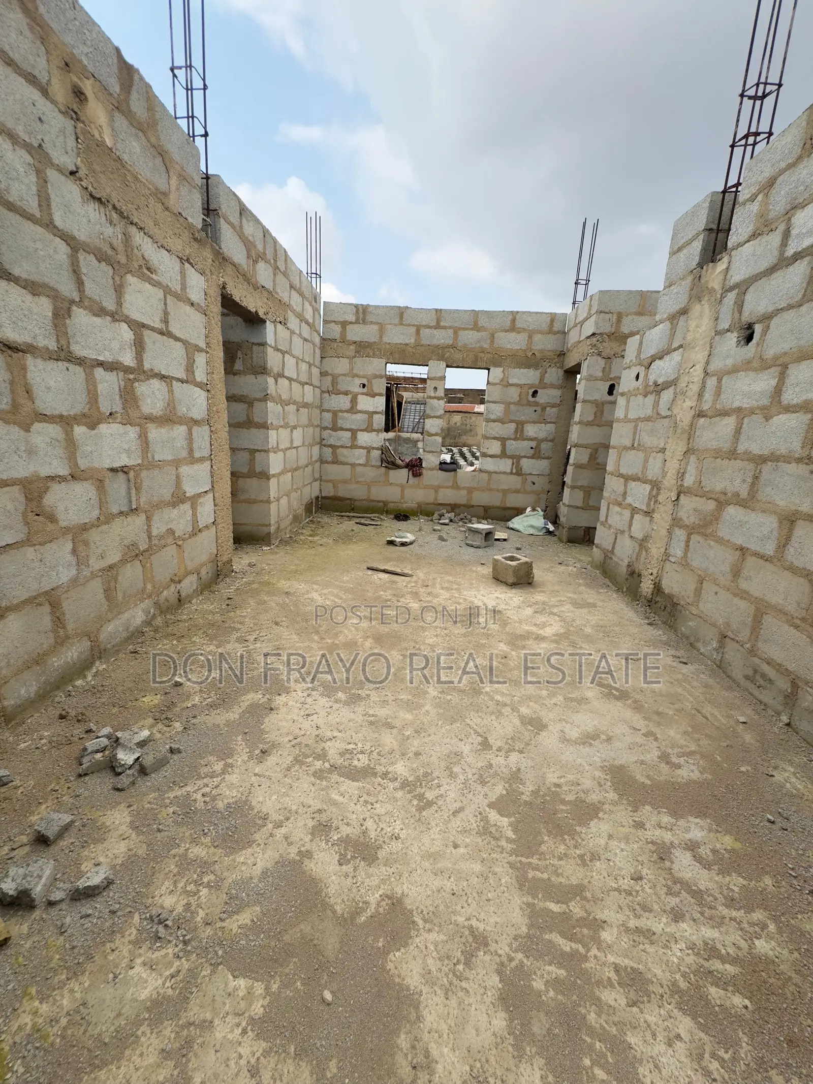 3 Beds Terrace Duplex at Omolayo Estate Akobo in Akobo