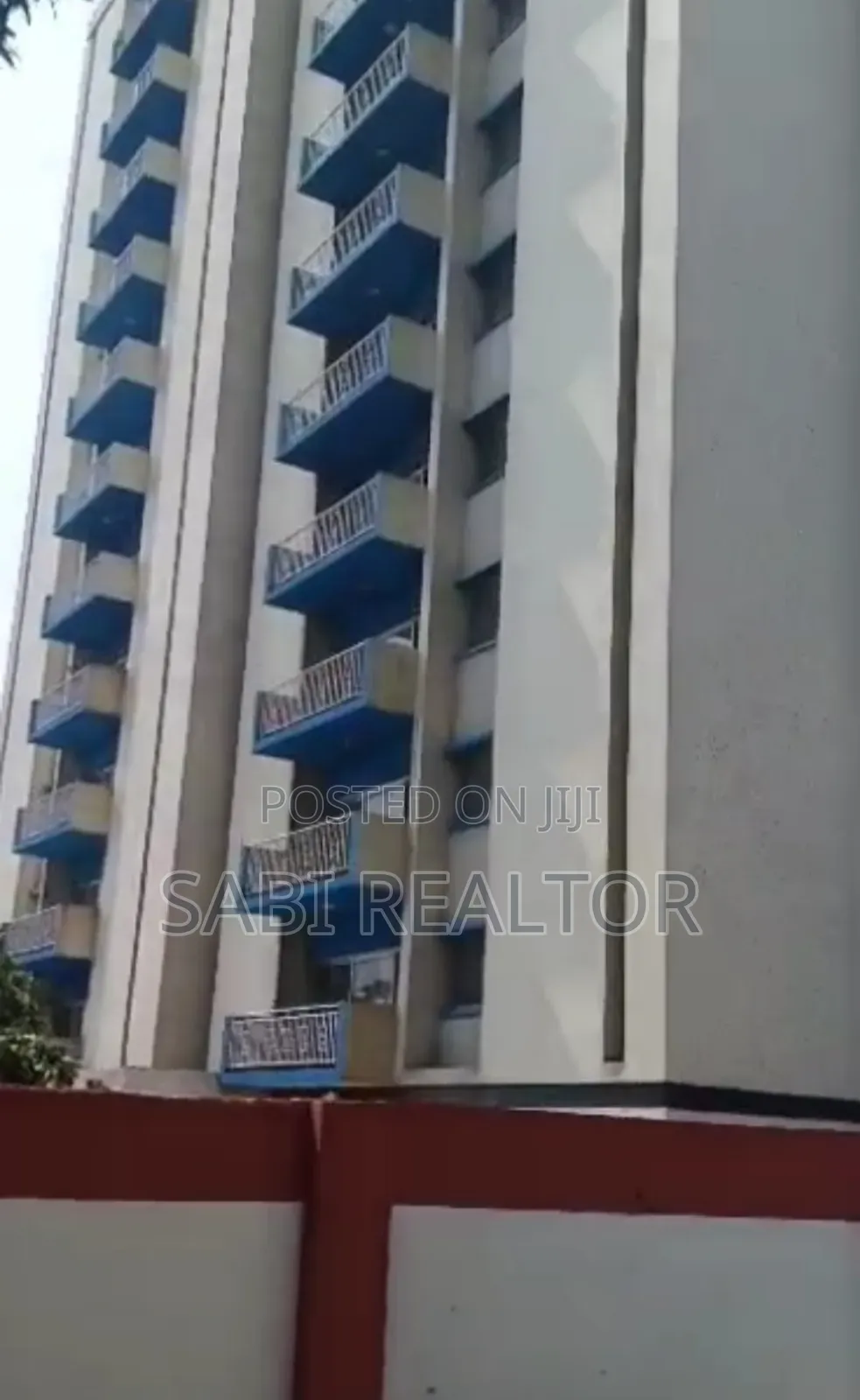 Furnished 2bdrm Block of Flats in Eric Moore, Surulere for sale in Eric Moore
