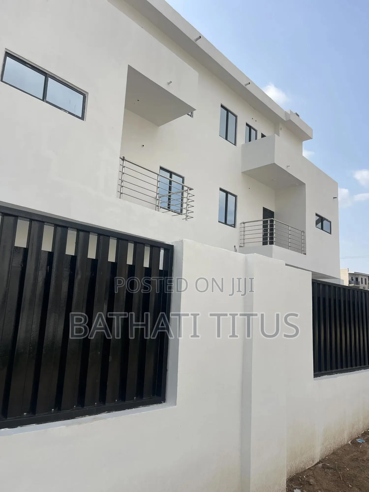4bdrm Duplex in Life Camp for sale in Life Camp